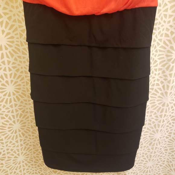 Dress - Picture 12 of 13